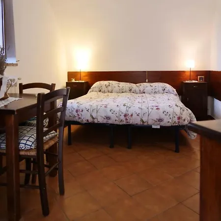 Semesterbostad Alle Vecchie Querce Fontecchio