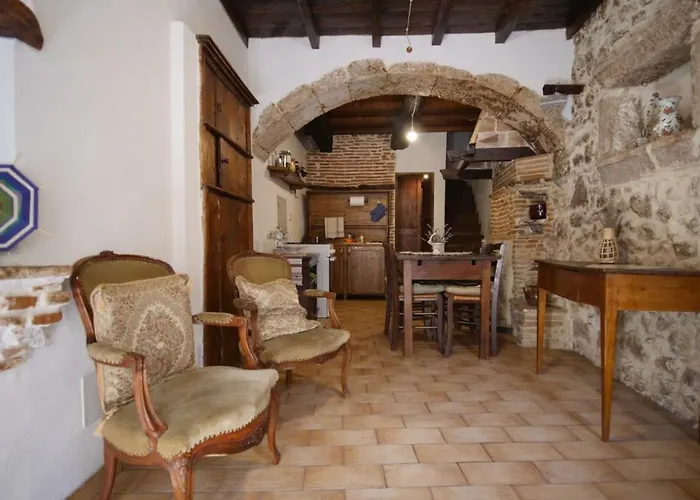 Tatil Evi Alle Vecchie Querce *